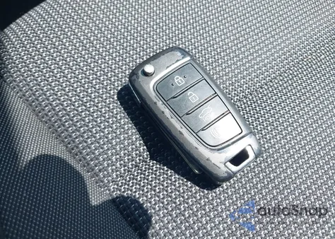 2020 Hyundai Accent Se из США, поврежденный, VIN 3KPC24A6XLE107876